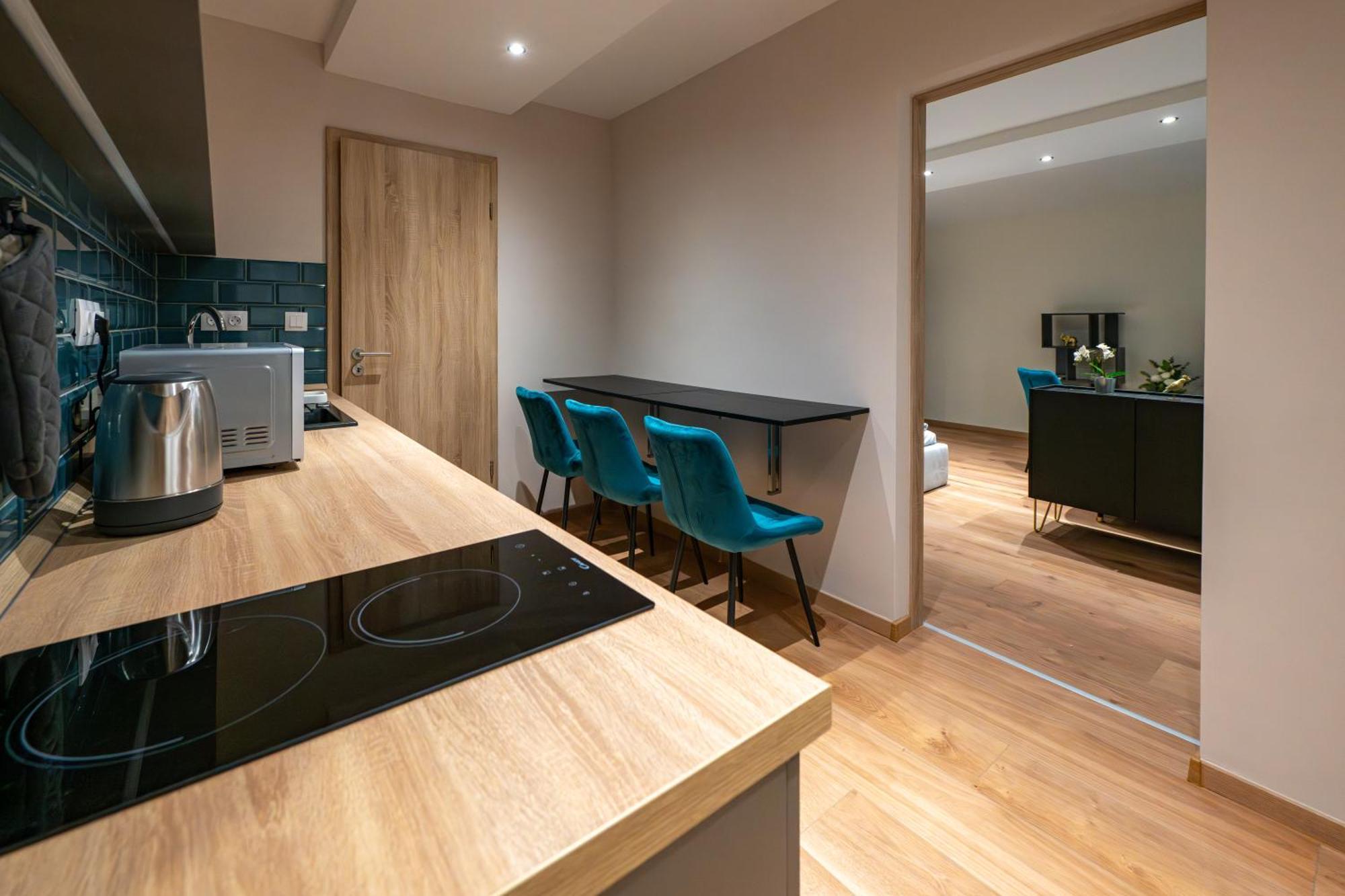 Astoria R92 Two Bedroom Apartment Budapest